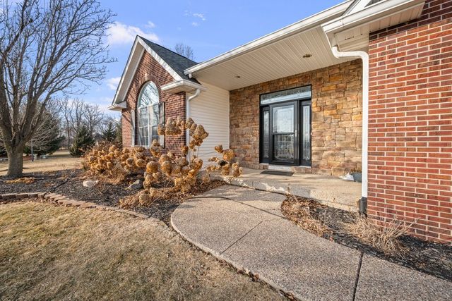 1320 Sunrise Lane, Port Byron, IL 61275