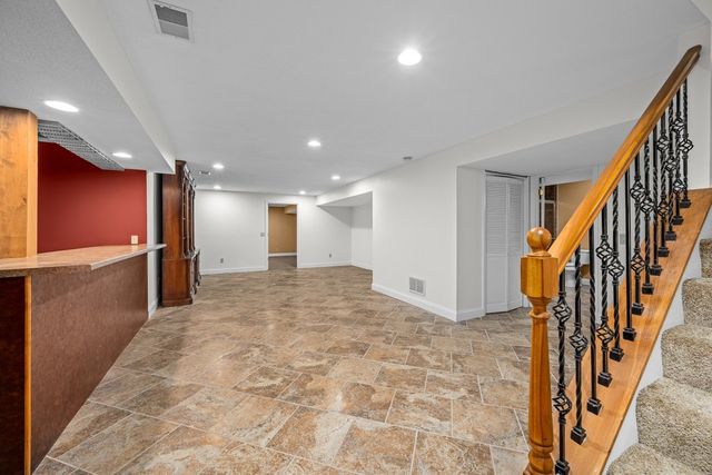 1320 Sunrise Lane, Port Byron, IL 61275