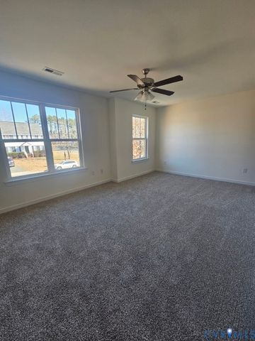 103 Central Crossing Ter, Aylett, VA 23009