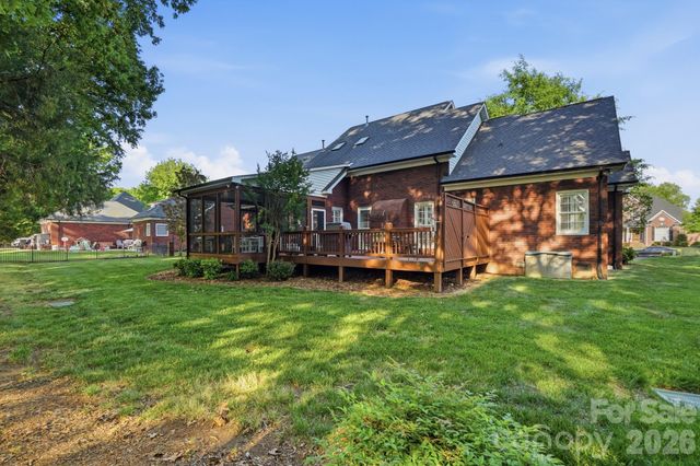 7650 Cotton Street, Harrisburg, NC 28075