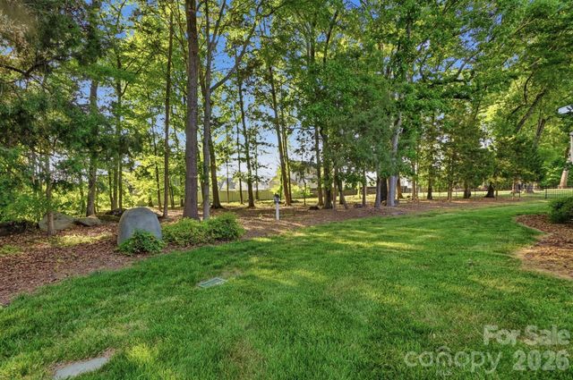 7650 Cotton Street, Harrisburg, NC 28075