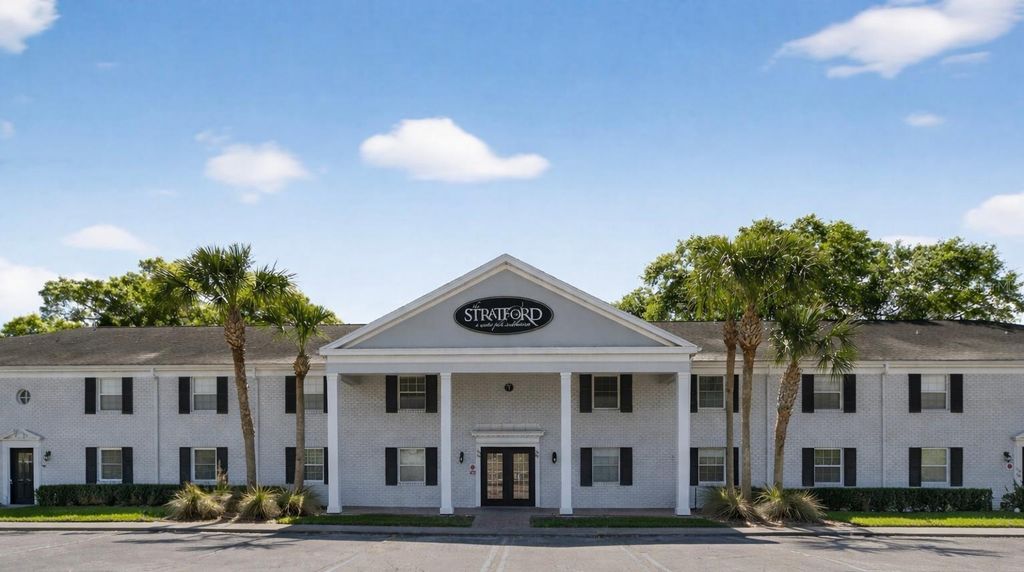 Image 18 of property listing at 144 LEWFIELD CIRCLE 144, Winter Park, FL 32792