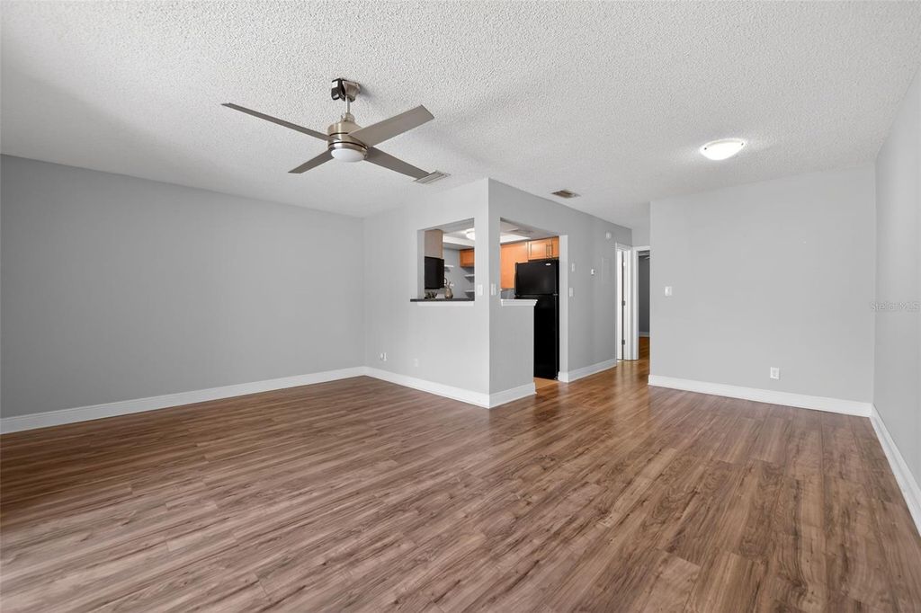 Image 5 of property listing at 144 LEWFIELD CIRCLE 144, Winter Park, FL 32792