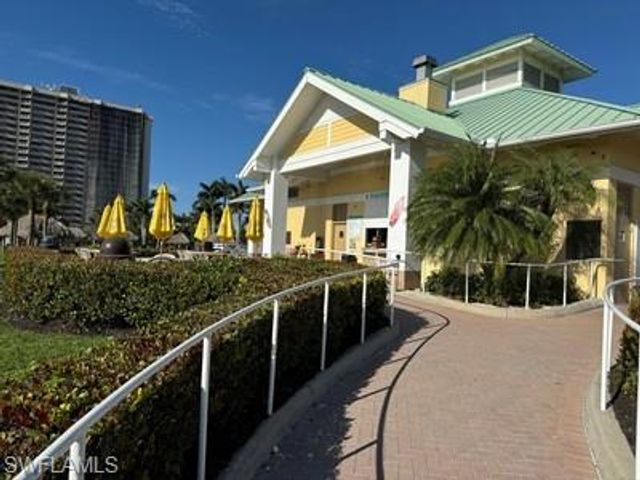 35 Greenbrier St Apt 102, Marco Island, FL 34145