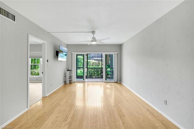 35 Greenbrier St Apt 102, Marco Island, FL 34145