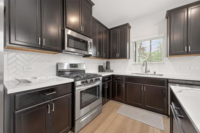 218 Skybranch Court, Conroe, TX 77304