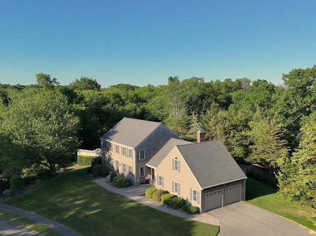 8 Ringbolt Road, Hingham, MA 02043