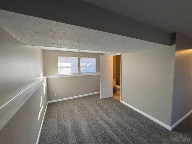 8121 Barret Road, West Chester, OH 45069