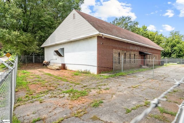 1804 S Mcduffie Street, Anderson, SC 29624