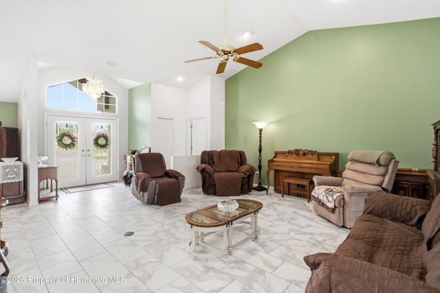 9276 Ashley Drive, Weeki Wachee, FL 34613