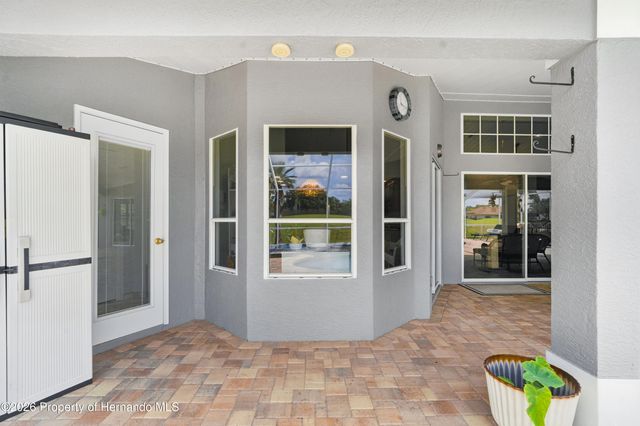 9276 Ashley Drive, Weeki Wachee, FL 34613
