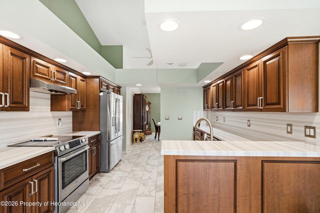9276 Ashley Drive, Weeki Wachee, FL 34613