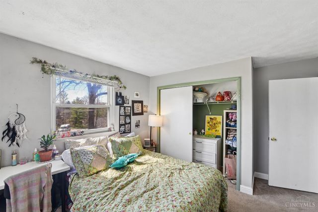 1052 Rainbow Trail, Miami Twp, OH 45150