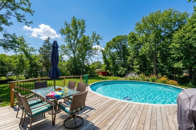 1052 Rainbow Trail, Miami Twp, OH 45150