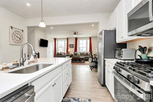 2541 Grantham Place Drive, Fort Mill, SC 29715