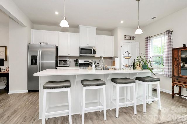 2541 Grantham Place Drive, Fort Mill, SC 29715