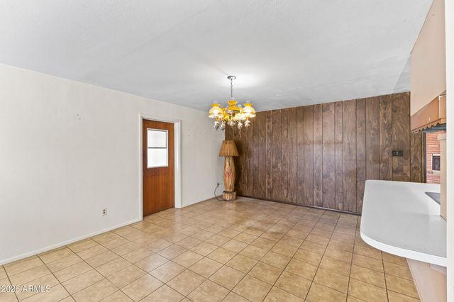 3742 W Berridge Lane, Phoenix, AZ 85019