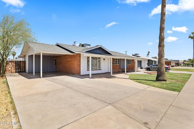 3742 W Berridge Lane, Phoenix, AZ 85019