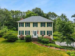 15 Eldridge Street Ext, Bourne, MA 02532
