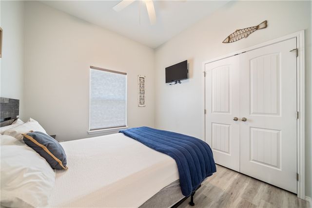 112 Maldives, Rockport, TX 78382