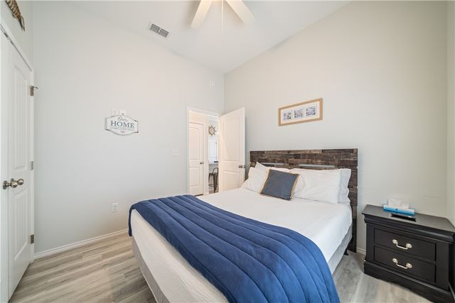 112 Maldives, Rockport, TX 78382