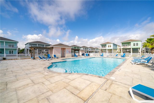 112 Maldives, Rockport, TX 78382