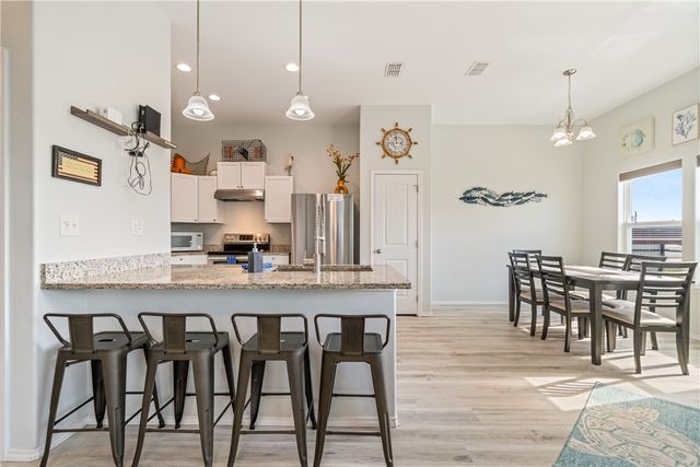 112 Maldives, Rockport, TX 78382