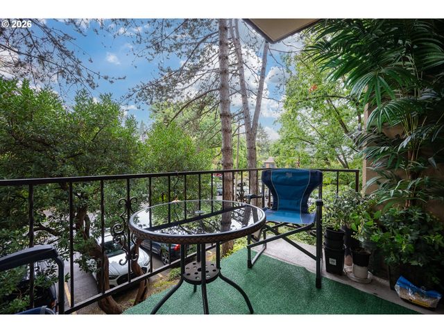 2021 Sw MAIN St 32, Portland, OR 97205