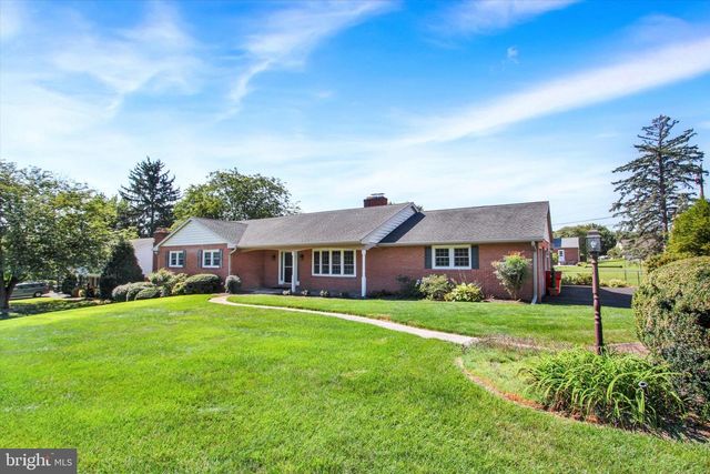 9130 MEADOWBROOK DR, Waynesboro, PA 17268