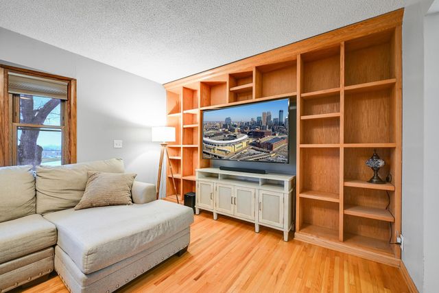 7021 34th Avenue N, Crystal, MN 55427