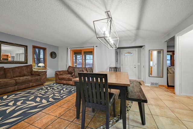 7021 34th Avenue N, Crystal, MN 55427