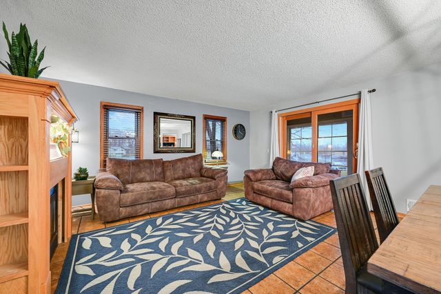 7021 34th Avenue N, Crystal, MN 55427