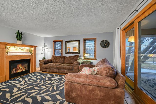 7021 34th Avenue N, Crystal, MN 55427