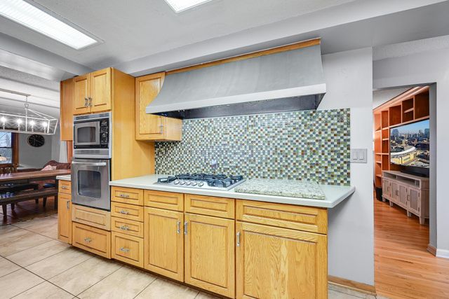 7021 34th Avenue N, Crystal, MN 55427