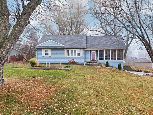 7021 34th Avenue N, Crystal, MN 55427