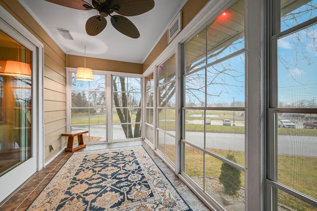 7021 34th Avenue N, Crystal, MN 55427