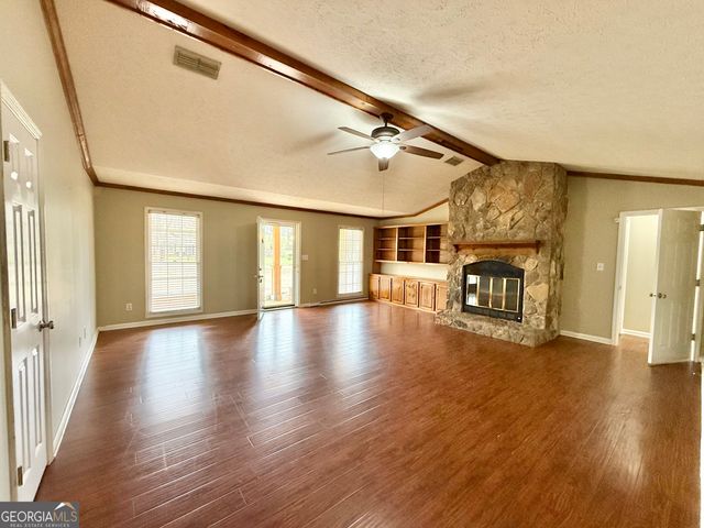 124 Lincoln Lane, Lagrange, GA 30240