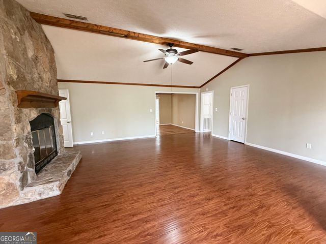 124 Lincoln Lane, Lagrange, GA 30240