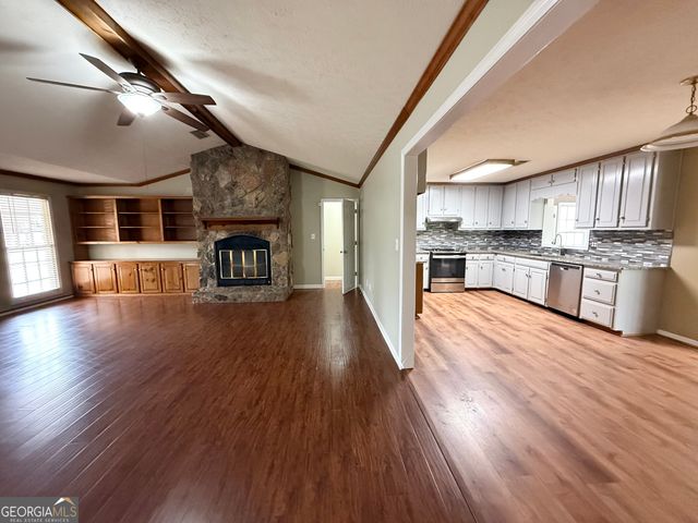 124 Lincoln Lane, Lagrange, GA 30240