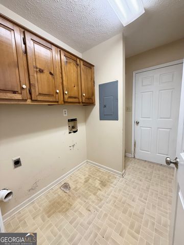 124 Lincoln Lane, Lagrange, GA 30240