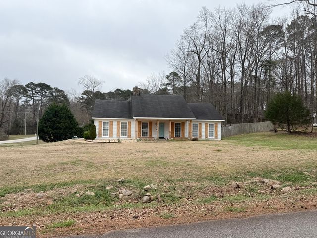 124 Lincoln Lane, Lagrange, GA 30240