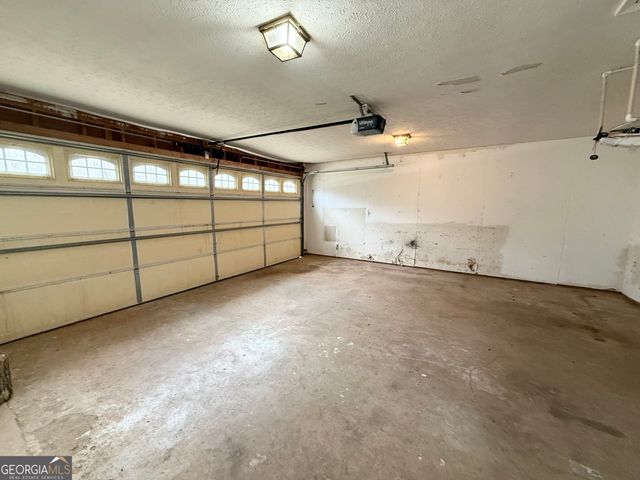 124 Lincoln Lane, Lagrange, GA 30240