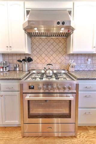 333 Oak Tree Cir, Murphys, CA 95247