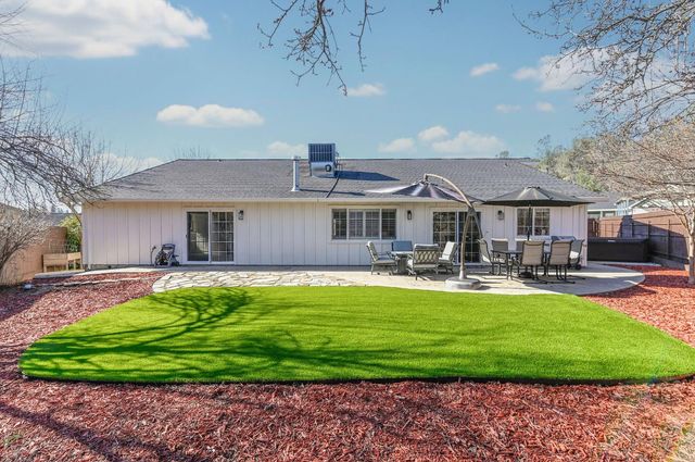 333 Oak Tree Cir, Murphys, CA 95247