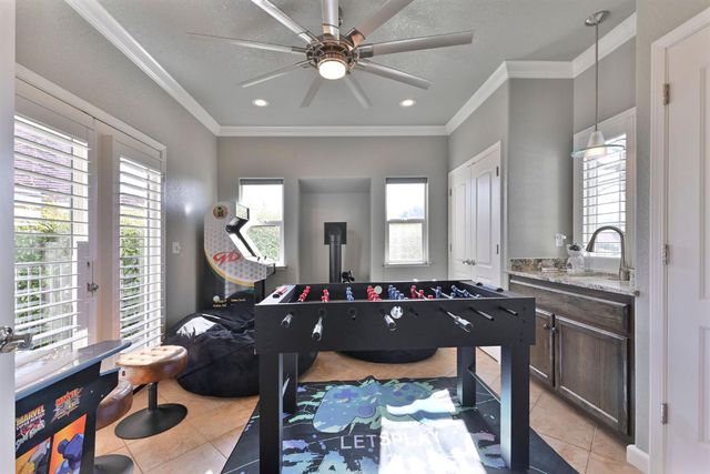 333 Oak Tree Cir, Murphys, CA 95247