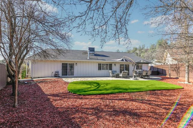 333 Oak Tree Cir, Murphys, CA 95247