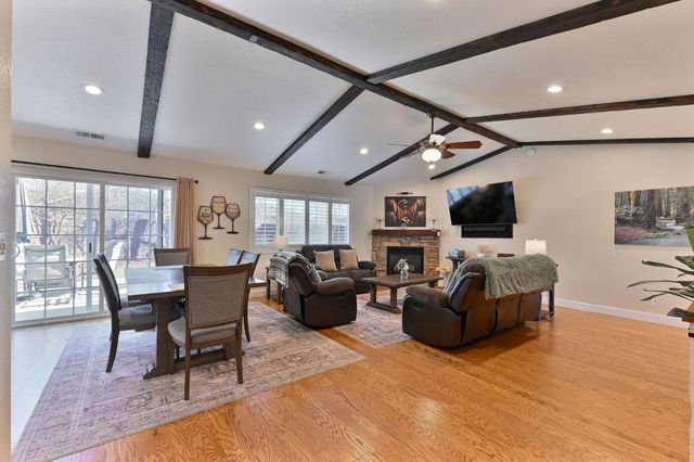 333 Oak Tree Cir, Murphys, CA 95247