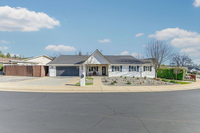 333 Oak Tree Cir, Murphys, CA 95247