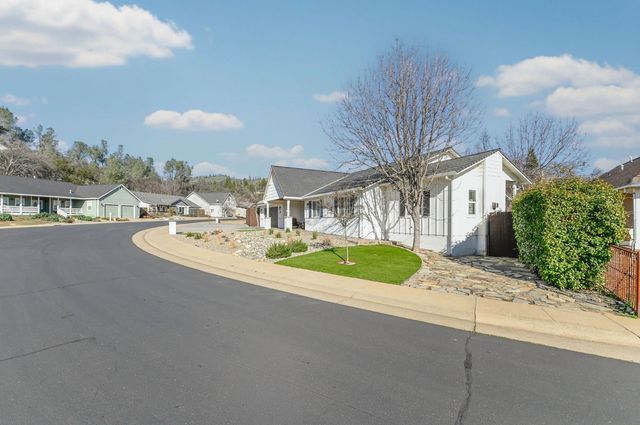 333 Oak Tree Cir, Murphys, CA 95247