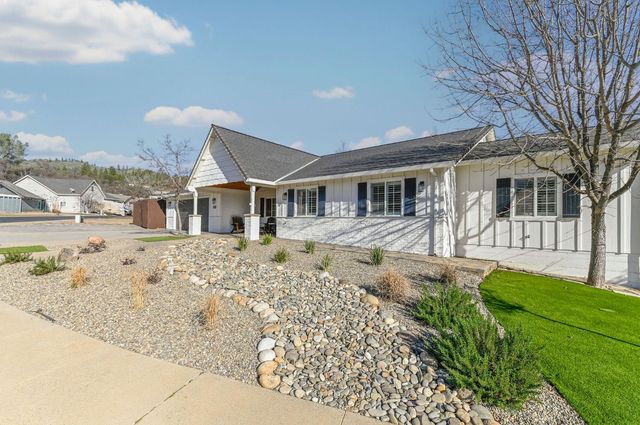 333 Oak Tree Cir, Murphys, CA 95247